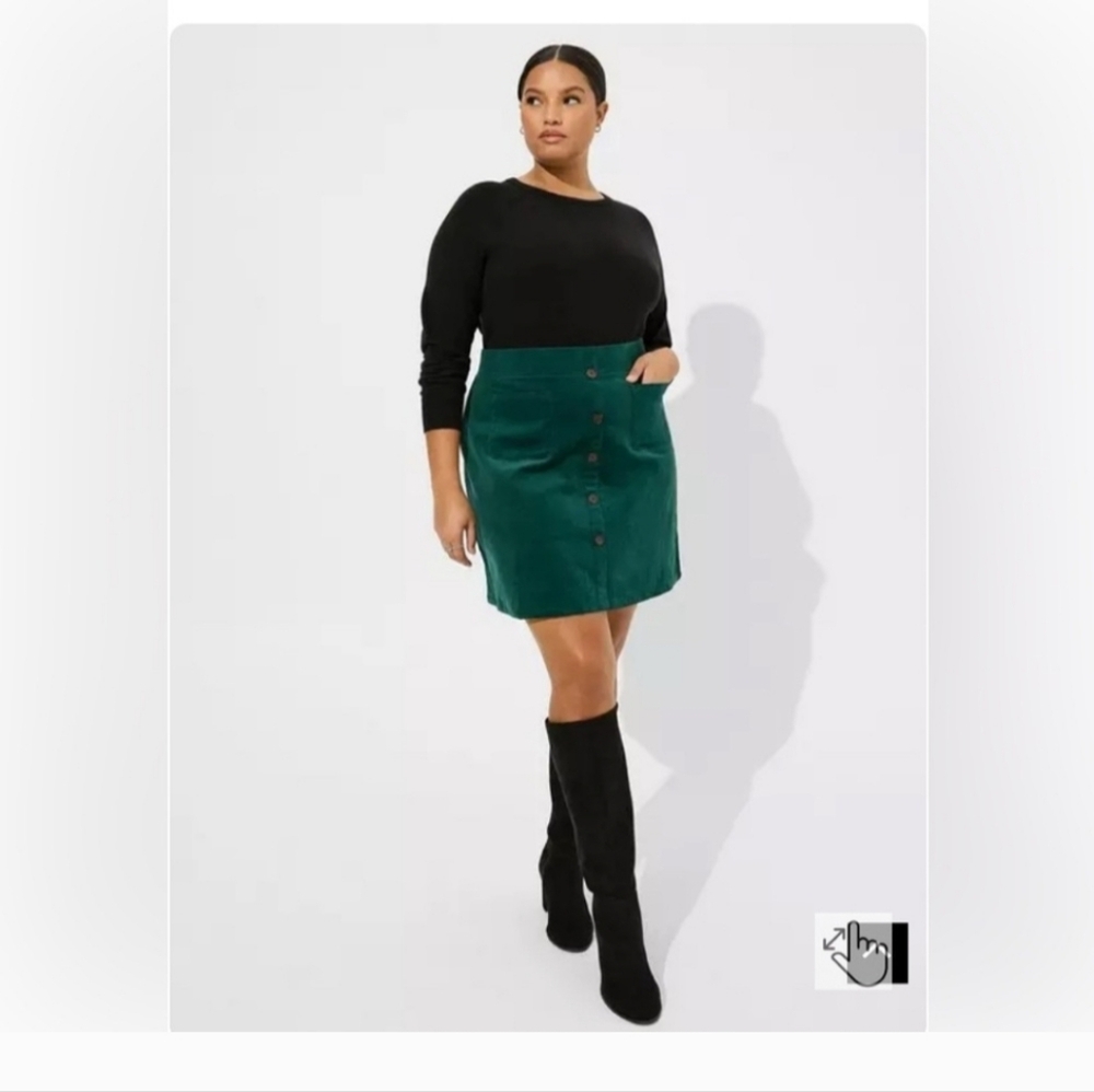 TORRID Green Button-Front Mini Skirt
